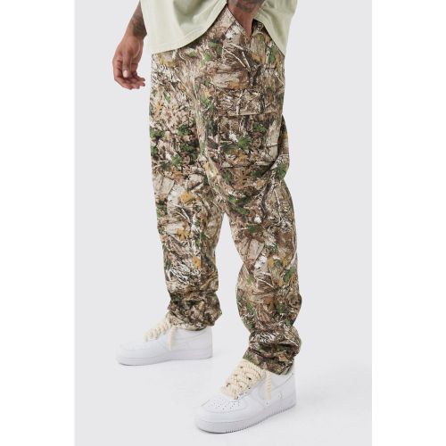 Pantalón Plus Cargo Ajustado De Camuflaje Con Pernera Plisada - boohoo - Modalova