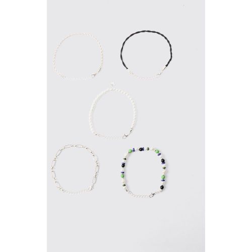 Pack De 5 Pulseras De Abalorios Con Estrellas - boohoo - Modalova