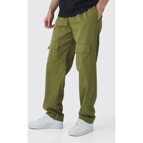 Pantaloni Cargo Tall dritti sovratinti in twill con tasche frontali - boohoo - Modalova