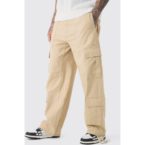 Pantaloni Cargo Tall extra comodi con inserti Cargo multipli - boohoo - Modalova