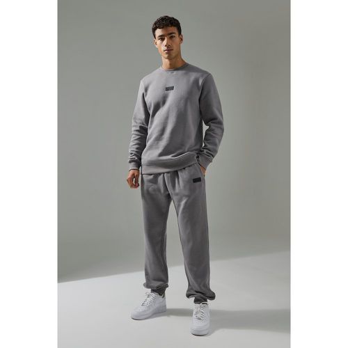 Man Active Sweatshirt & Jogger Tracksuit - boohoo - Modalova