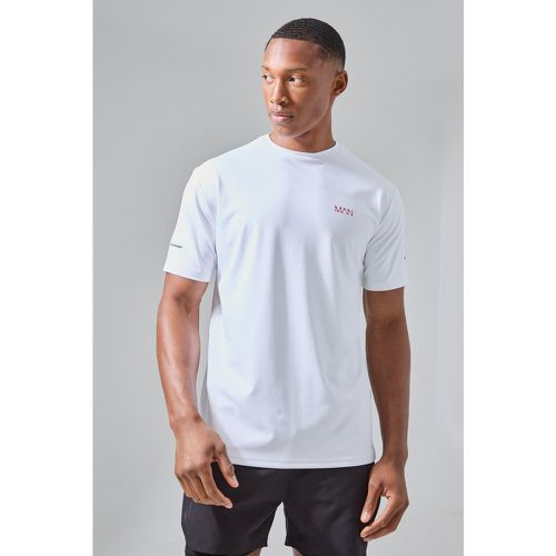 Camiseta Man Active Resistente - boohoo - Modalova