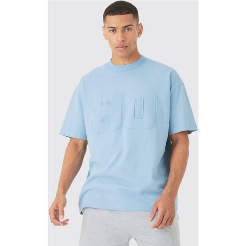 T-shirt oversize stile Varsity con girocollo esteso e incisioni - boohoo - Modalova