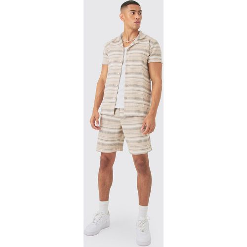 Short Sleeve Textured Stripe Shirt & Short - boohoo - Modalova