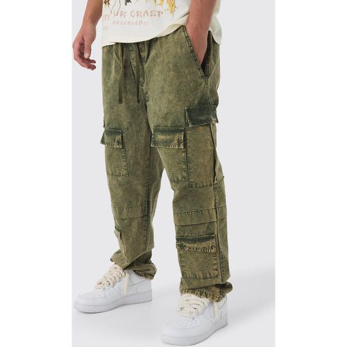 Pantaloni Cargo Skate Fit elasticizzati in nylon ripstop in lavaggio a olio - boohoo - Modalova