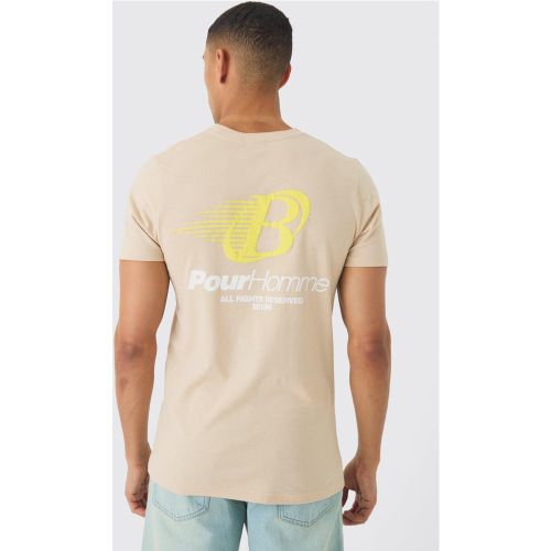 T-shirt attillata slavata con stampa Pour Homme a caratteri arrotondati - boohoo - Modalova