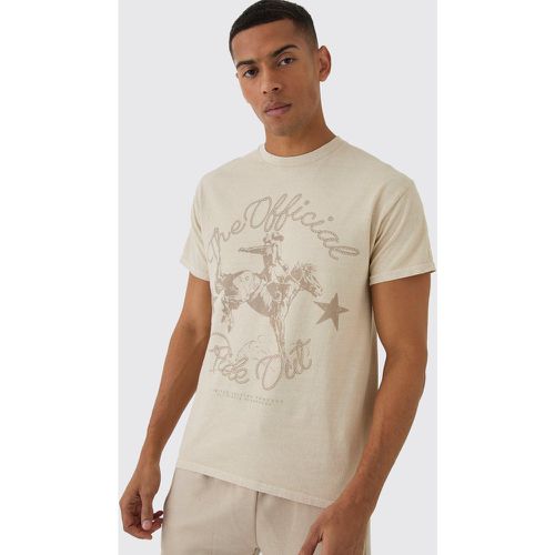 T-shirt Slim Fit slavata con stampa Western - boohoo - Modalova