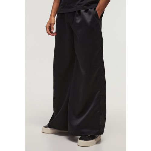 Pantalón Plisado De Raso Grueso Con Pernera Ancha - boohoo - Modalova