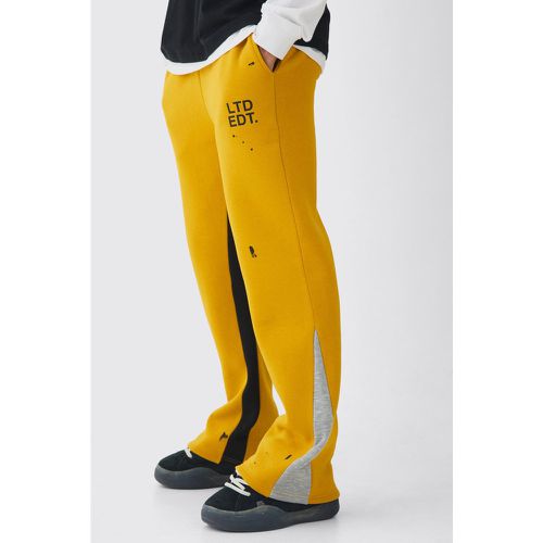 Pantaloni tuta Ofcl Man Regular Fit con inserti e schizzi di colore - boohoo - Modalova