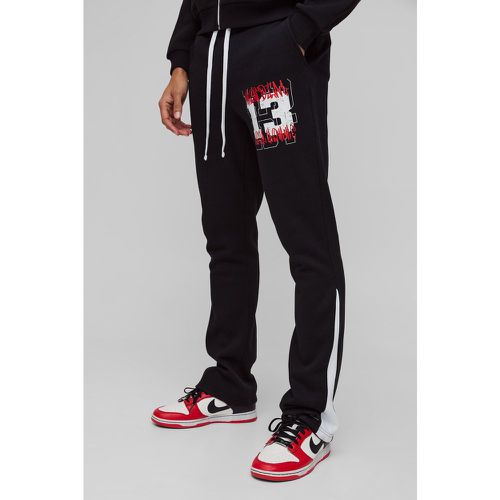 Pantaloni tuta Slim Fit stile Varsity stile Graffiti 13 con inserti - boohoo - Modalova