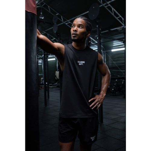 Camiseta Sin Mangas Man Active Perforada Resistente Training Dept - boohoo - Modalova