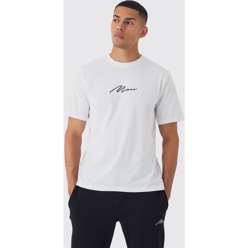 T-shirt con ricamo di firma Man - boohoo - Modalova