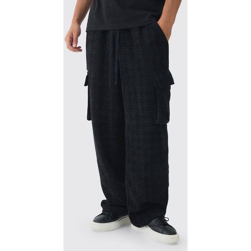 Pantaloni extra larghi in bouclé con vita elasticizzata e tasche Cargo - boohoo - Modalova