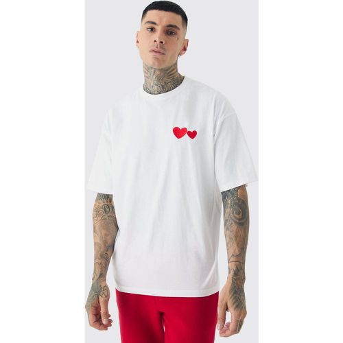 Camiseta Tall Blanca Con Bordado De Corazón - boohoo - Modalova