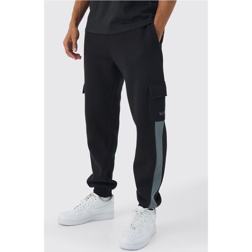 Pantalón Deportivo Man Regular Con Bolsillos Cargo - boohoo - Modalova