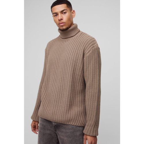 Maglione squadrato oversize in maglia a coste con collo alto e collo alto - boohoo - Modalova