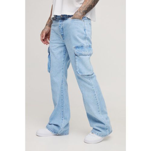 Jeans Cargo Tall rilassati in denim rigido a zampa - boohoo - Modalova