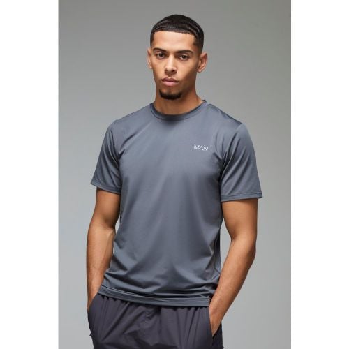 Camiseta Man Active Regular Resistente - boohoo - Modalova