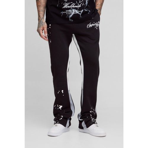 Pantaloni tuta Tall Slim Fit a zampa con pieghe sul fondo e inserti - boohoo - Modalova