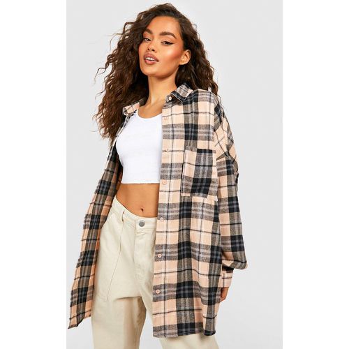 Camisa Oversize De Cuadros - boohoo - Modalova