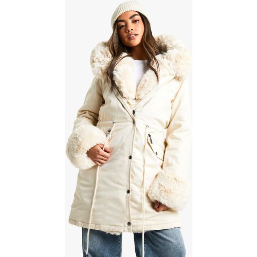 Parka Con Ribete De Pelo Sintético Luxe En Los Puños Y El Cuello - boohoo - Modalova