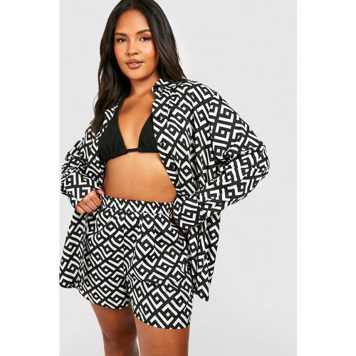 Set Plus Size camicia con motivi geometrici monocromatici & pantaloncini coordinati - boohoo - Modalova