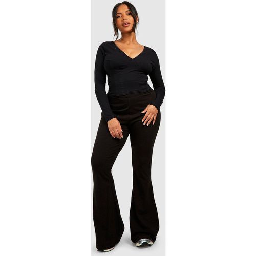 Pantaloni Plus Size Basic in cotone ed elastan con risvolto in vita - boohoo - Modalova