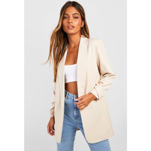 Blazer sartoriale con ruches sulle maniche - boohoo - Modalova