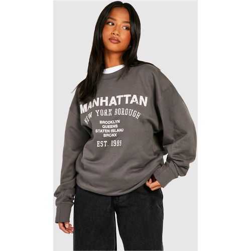 Sudadera Petite Oversize Universitaria Con Eslogan De Manhattan - boohoo - Modalova