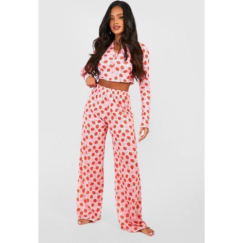 Pijama De San Valentín Con Botones Y Estampado De Fresas - boohoo - Modalova