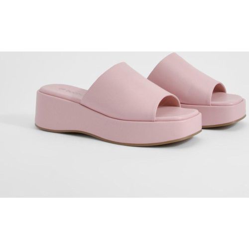 Minimal Chunky Flatform Sandals - boohoo - Modalova