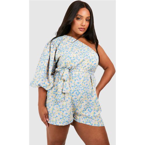 Plus Woven Ditsy Floral One Shoulder Belted Playsuit - boohoo - Modalova