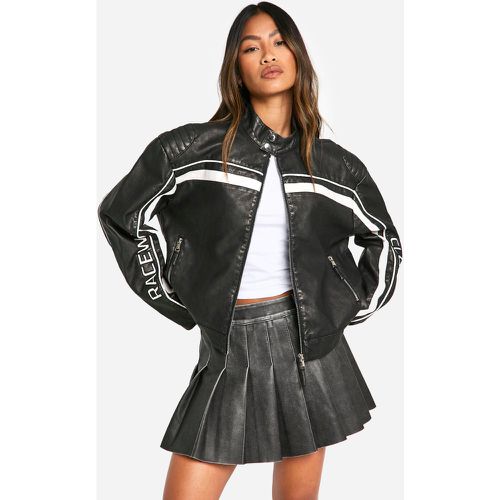 Chaqueta Ajustada De Cuero Sintético Con Bordado - boohoo - Modalova