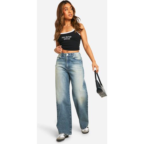 Jeans Petite Basics in taglio maschile a vita alta - boohoo - Modalova