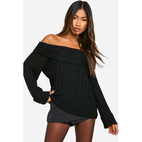 Maglione lungo a coste con scollo Bardot e scollo - boohoo - Modalova