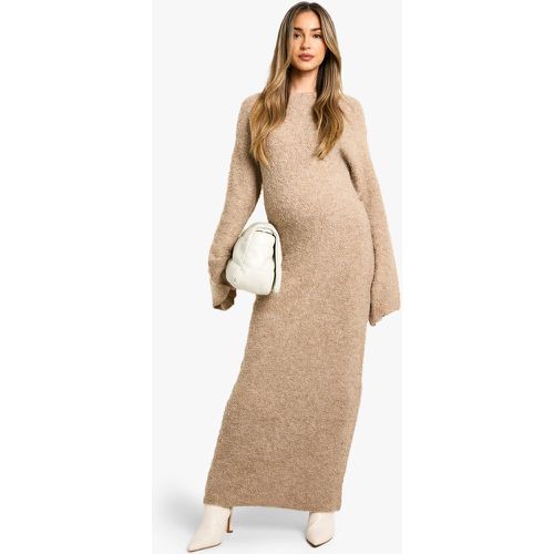 Vestito maxi Premaman in maglia in pile borg con maniche svasate - boohoo - Modalova