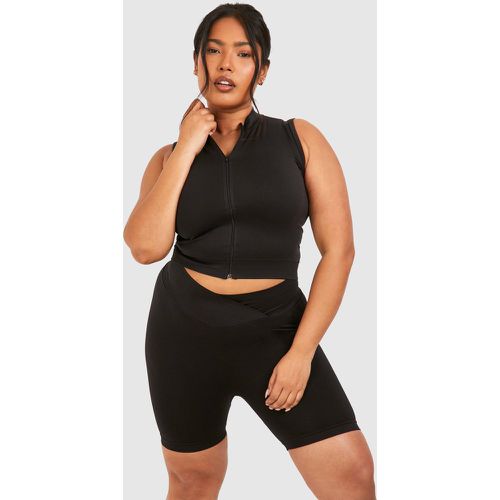 Crop top Plus Size a collo alto senza cuciture con zip - boohoo - Modalova