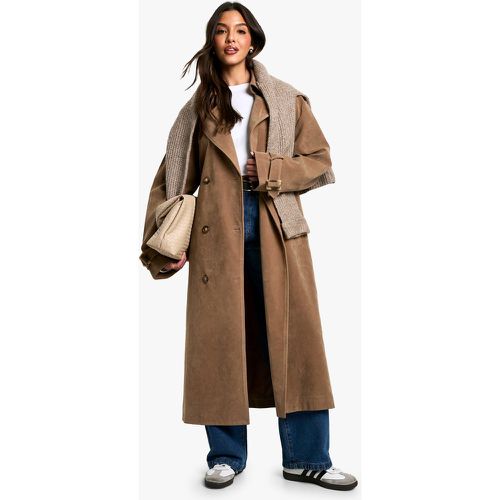 Cappotto Trench in suedette effetto vintage - boohoo - Modalova