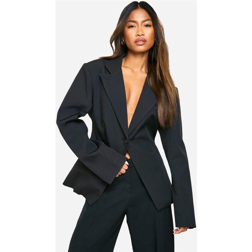 Blazer sartoriale Premium modellante con scollo profondo - boohoo - Modalova