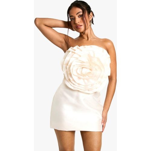 Top Petite a fiori grandi, Bianco - boohoo - Modalova