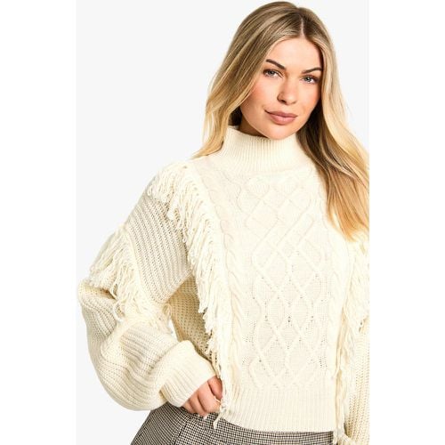 Maglione in maglia intrecciata con nappe - boohoo - Modalova