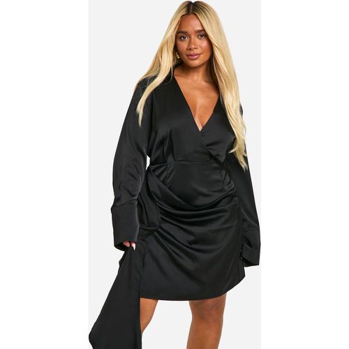 Vestito scaldacuore Plus Size in raso drappeggiato - boohoo - Modalova