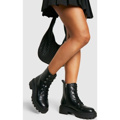 Botas Chelsea Gruesas Con Plataforma Y Detalle Elástico - boohoo - Modalova