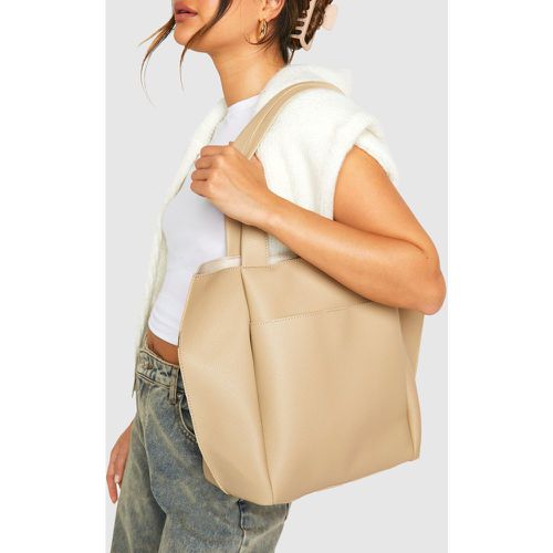 Borsa Tote strutturata in PU con trama - boohoo - Modalova