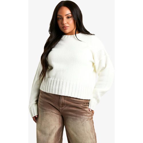 Maglione Plus Size a girocollo extra comodo in maglia morbida con cuciture - boohoo - Modalova