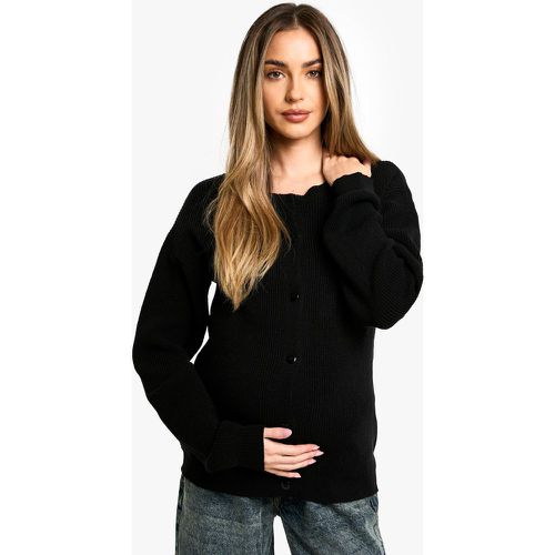 Cardigan Premaman a girocollo in maglia fine - boohoo - Modalova