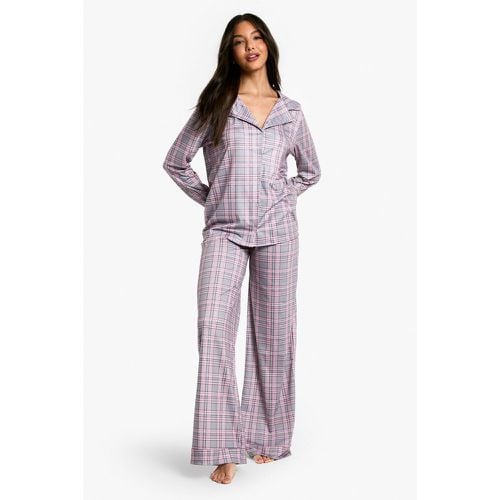 Set pantaloni natalizi a maniche lunghe a quadri scozzesi - boohoo - Modalova