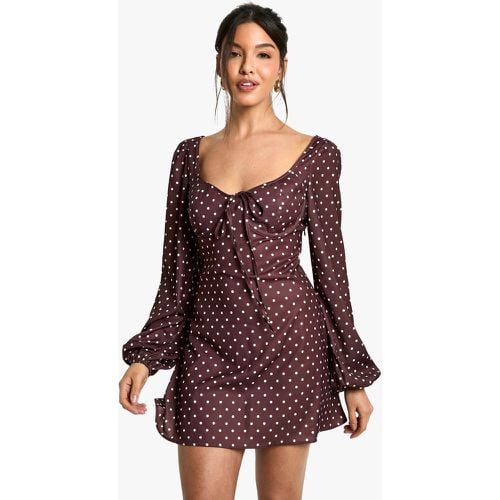 Vestido Mini De Lunares Estilo Mesonera - boohoo - Modalova