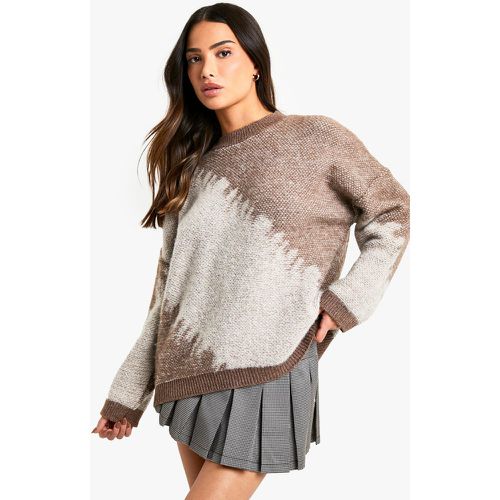 Maglione Petite in maglia in jacquard con stampa astratta - boohoo - Modalova