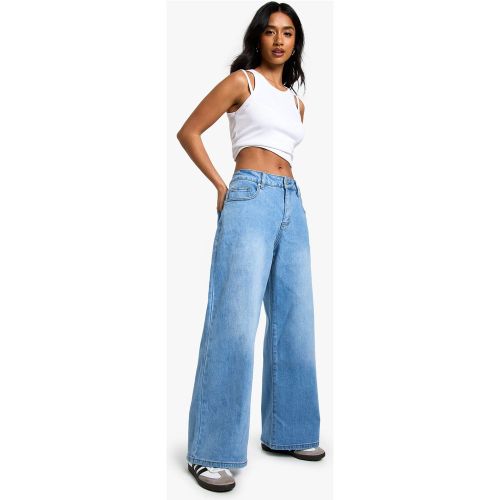 Vaqueros Petite Boyfriend, Gris - boohoo - Modalova